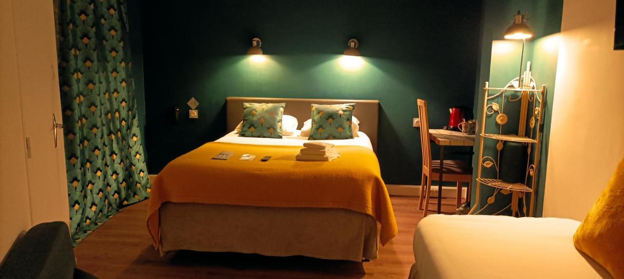 Hotel Le Petit Billot ヴィトレ エクステリア 写真