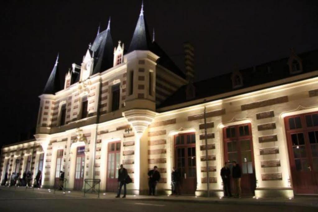 Hotel Le Petit Billot ヴィトレ エクステリア 写真